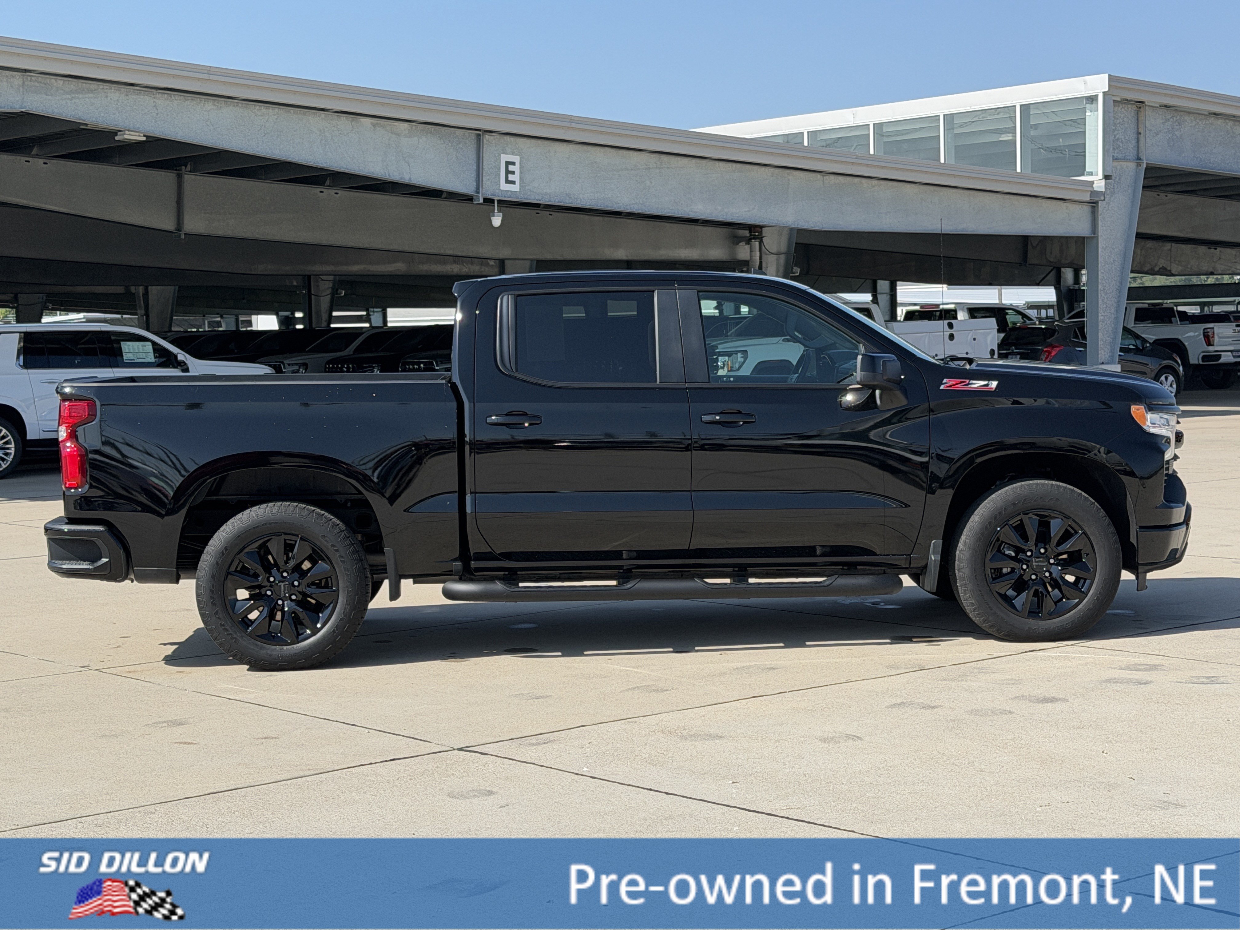 Used 2023 Black Chevrolet RST image 3