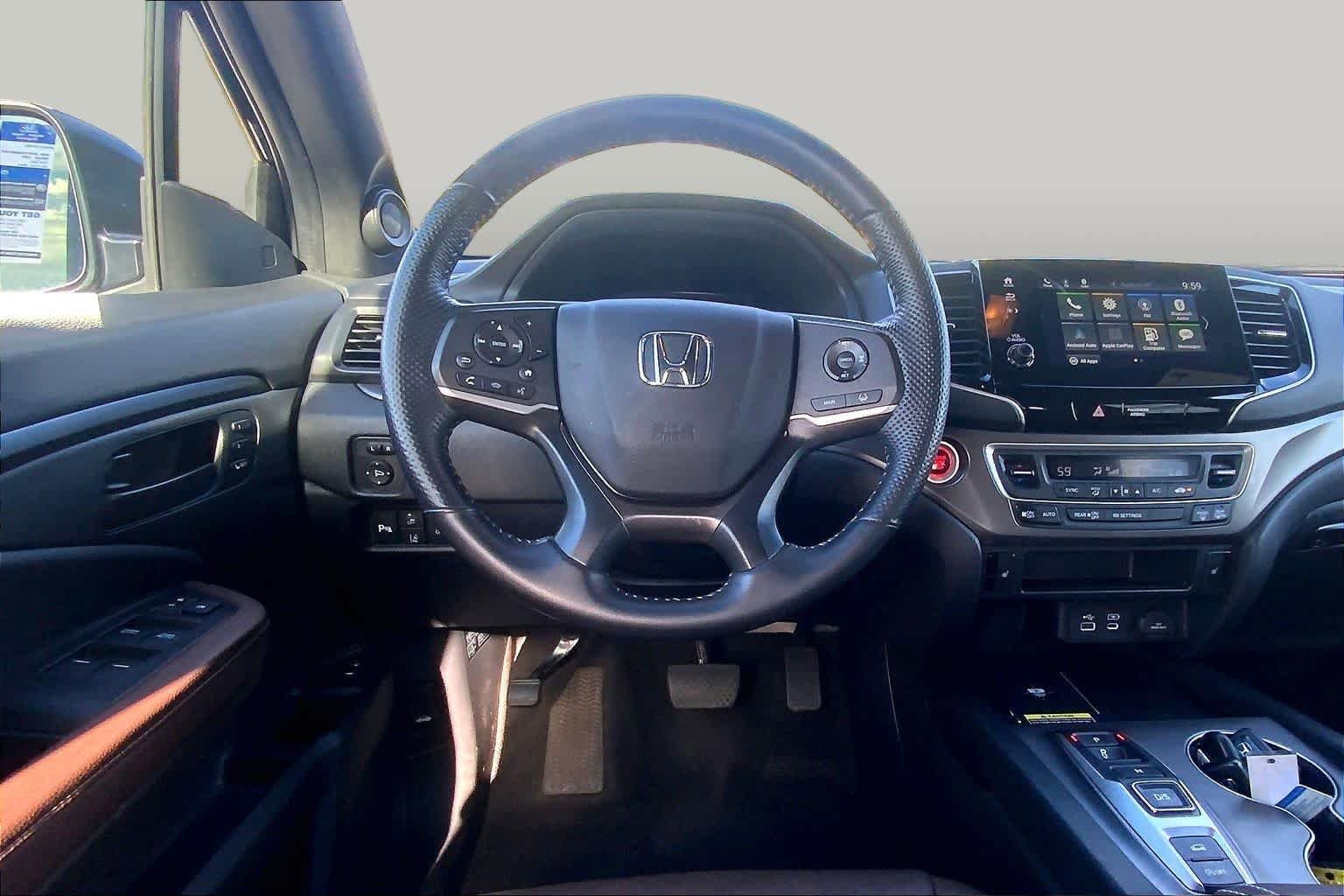 Used 2025 Crystal Black Pearl Honda EX-L image 6