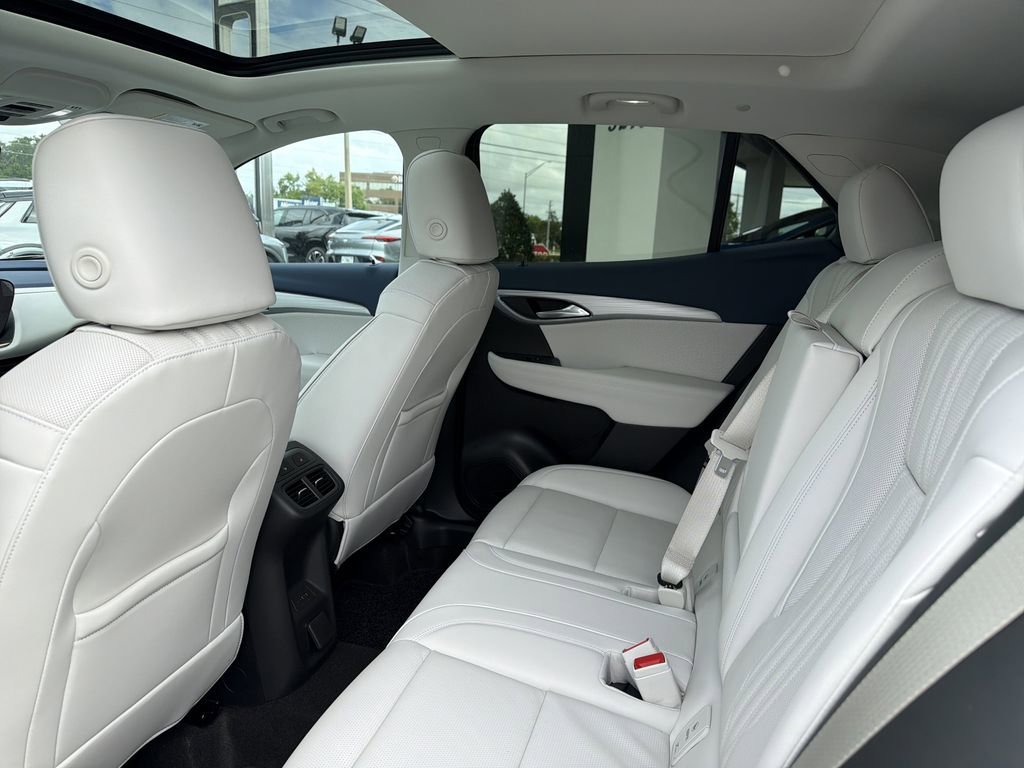 New 2026 Iridescent White Tricoat Buick Avenir image 14