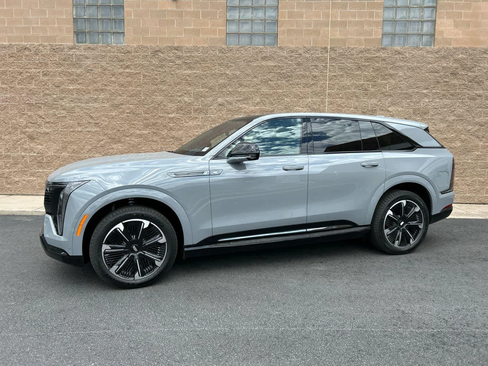 2026 Cadillac Escalade IQ Sport - Photo 11