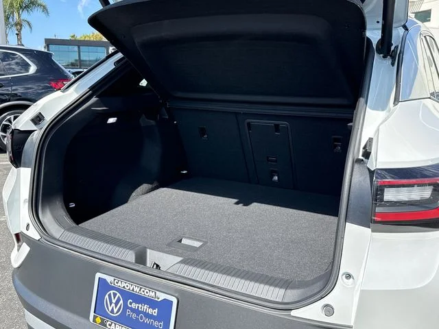 Certified Used 2023 Opal White Volkswagen Pro S Plus image 18
