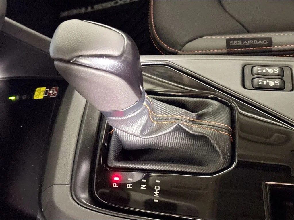 New 2026 CRYSTAL WHITE PEARL Subaru Limited image 17