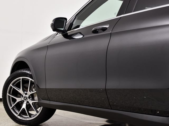 Certified Used 2022  Mercedes-Benz GLC 300 image 17