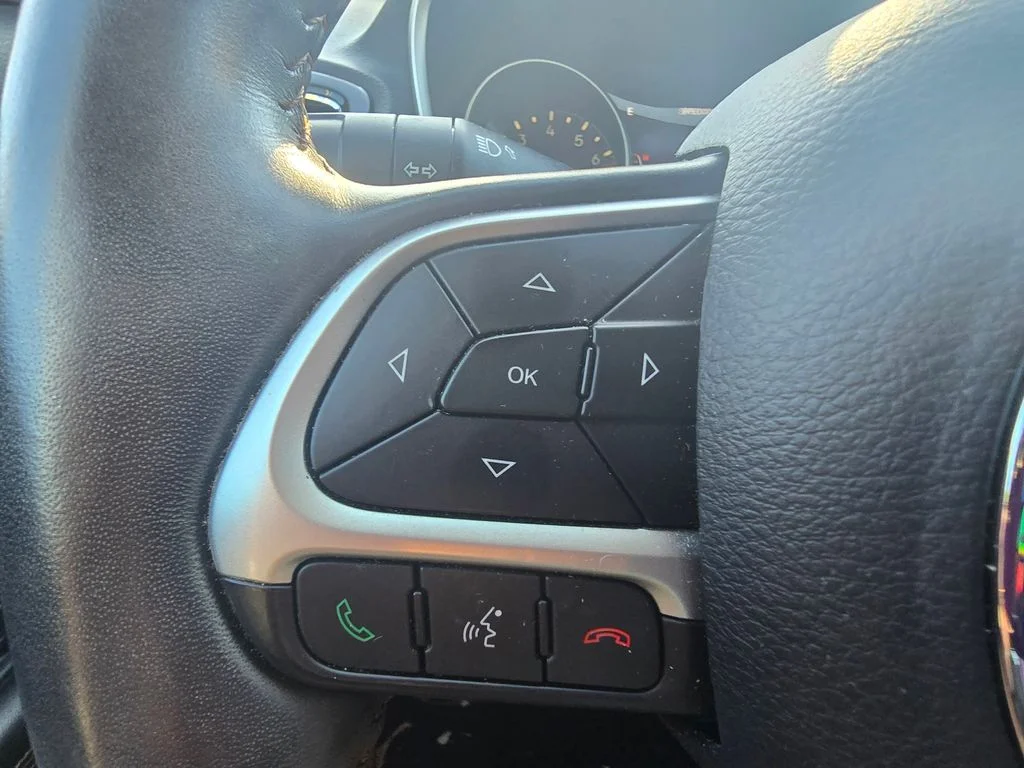 Certified Used 2018 Gray Jeep Limited image 25