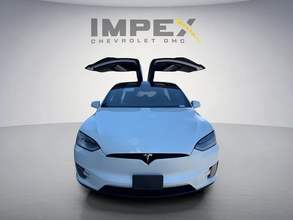 Used 2020  Tesla Performance image 9