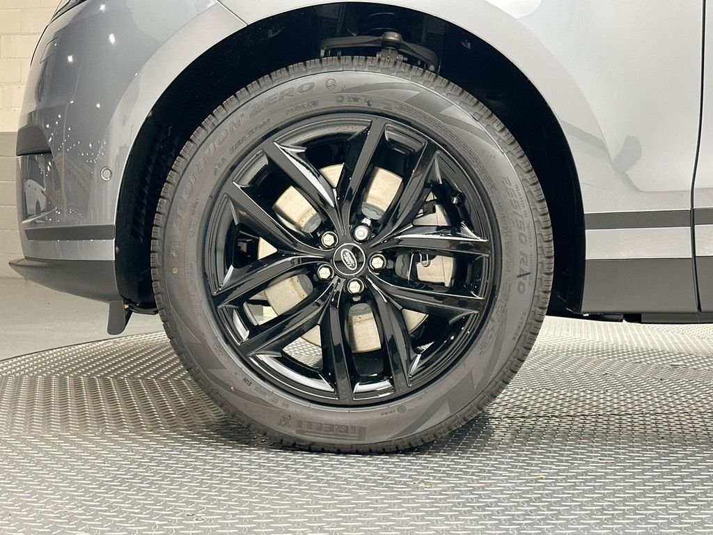 New 2026 Zadar Grey Land Rover S image 5
