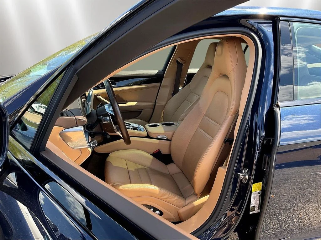 Used 2020  Porsche 4S image 21