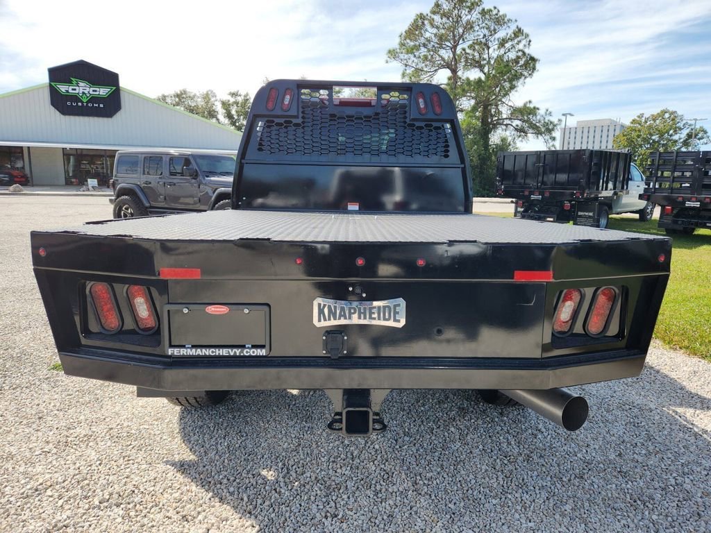 2025 Chevrolet Silverado 3500 HD LT - Photo 9