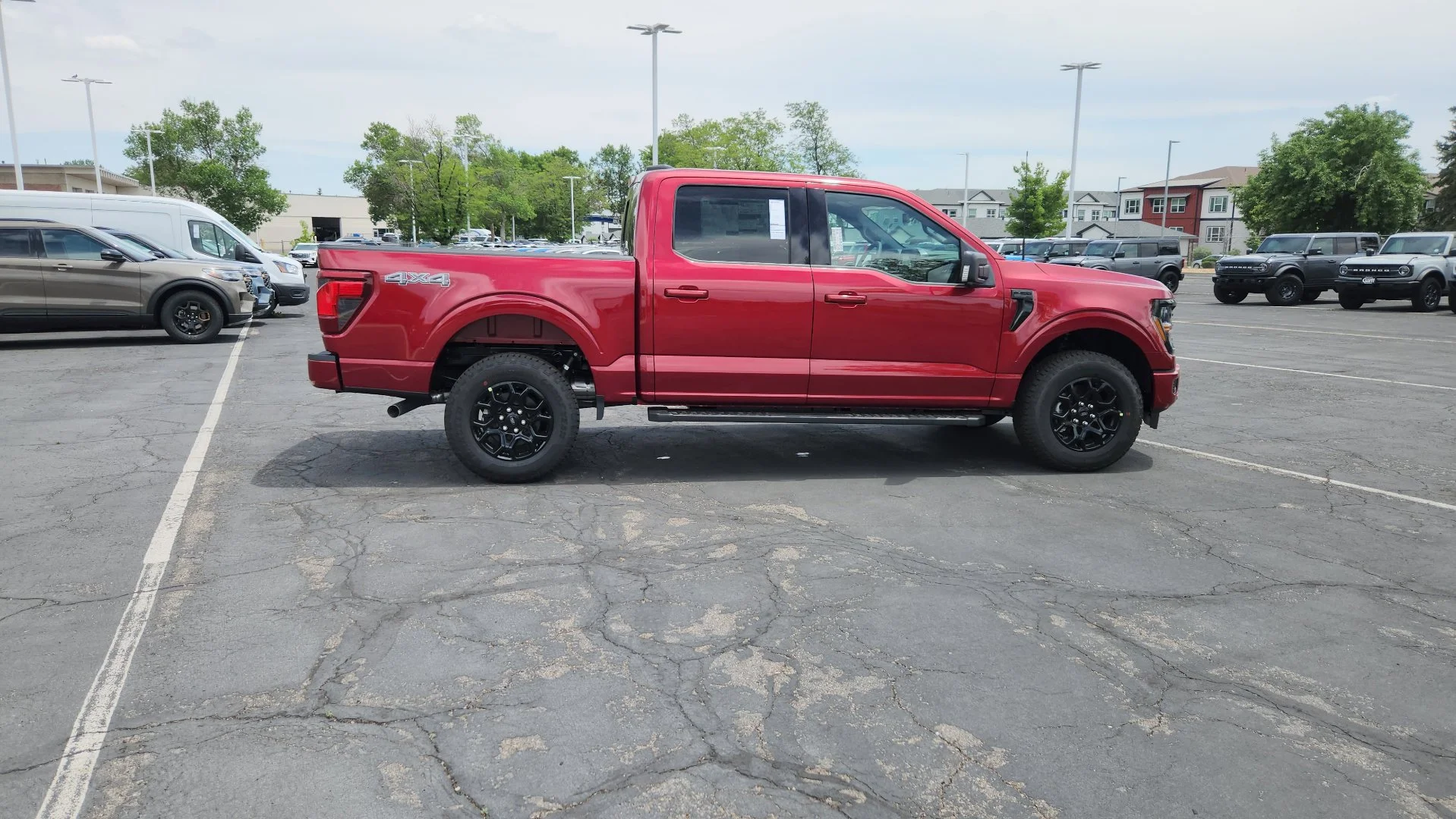 New 2026 Ruby Red Metallic Tinted Clearcoat Ford XLT image 15