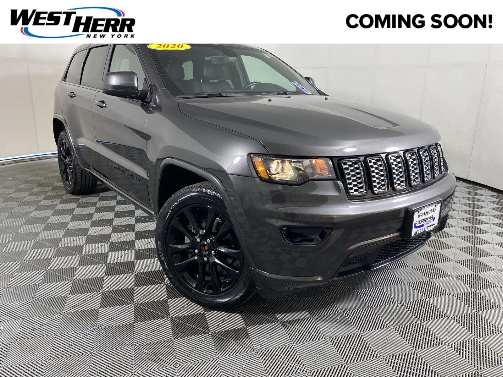 Used 2020 Granite Crystal Metallic Clearcoat Jeep Altitude image 1