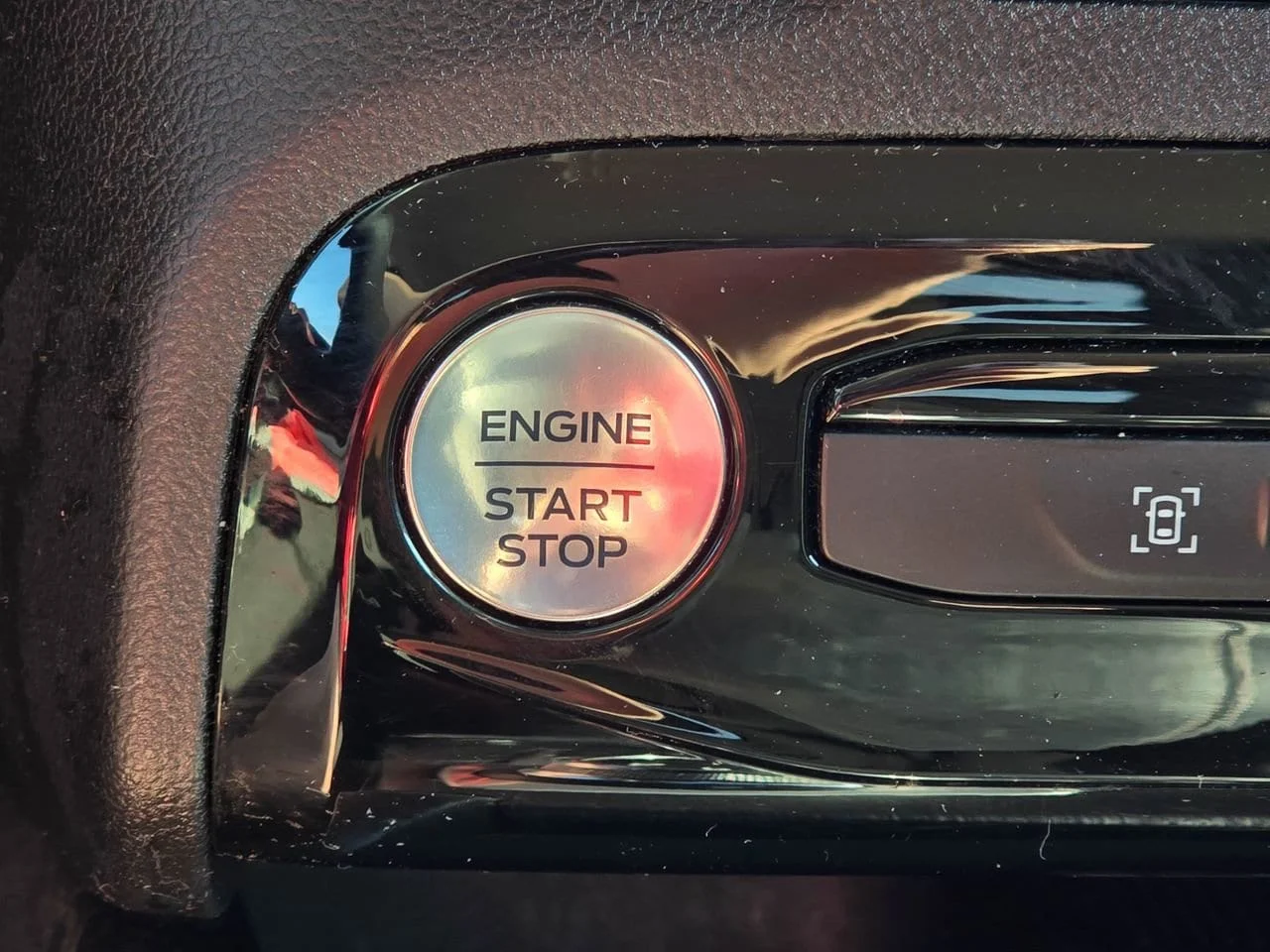 Used 2023 White Ford Active image 18