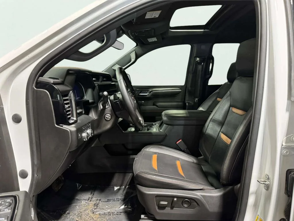 Used 2024 Summit White GMC AT4 image 26