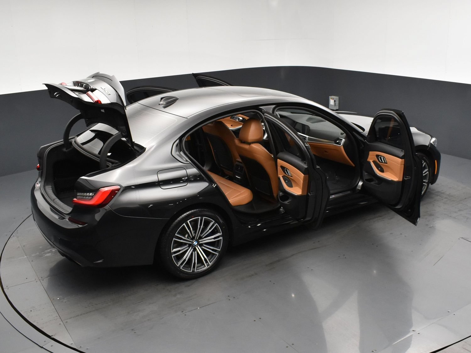 Used 2020 Black Sapphire Metallic BMW M340i xDrive image 24