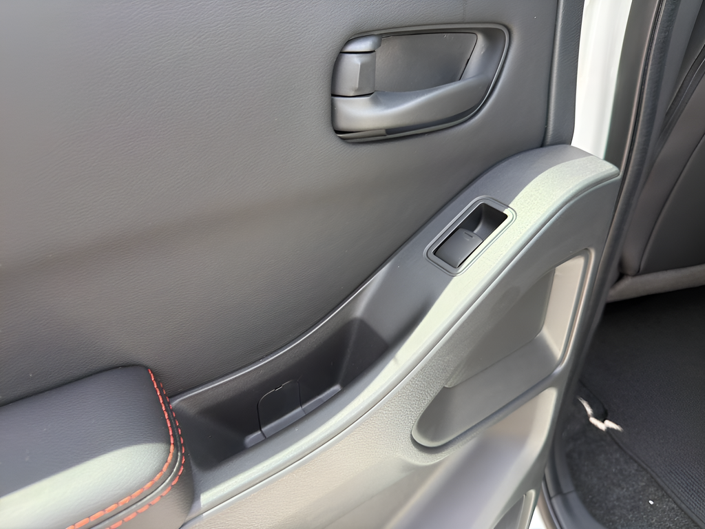 New 2026 White Nissan PRO-4X image 19