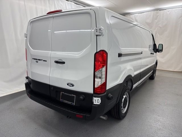 New 2026 Oxford White Ford Cargo Van image 6