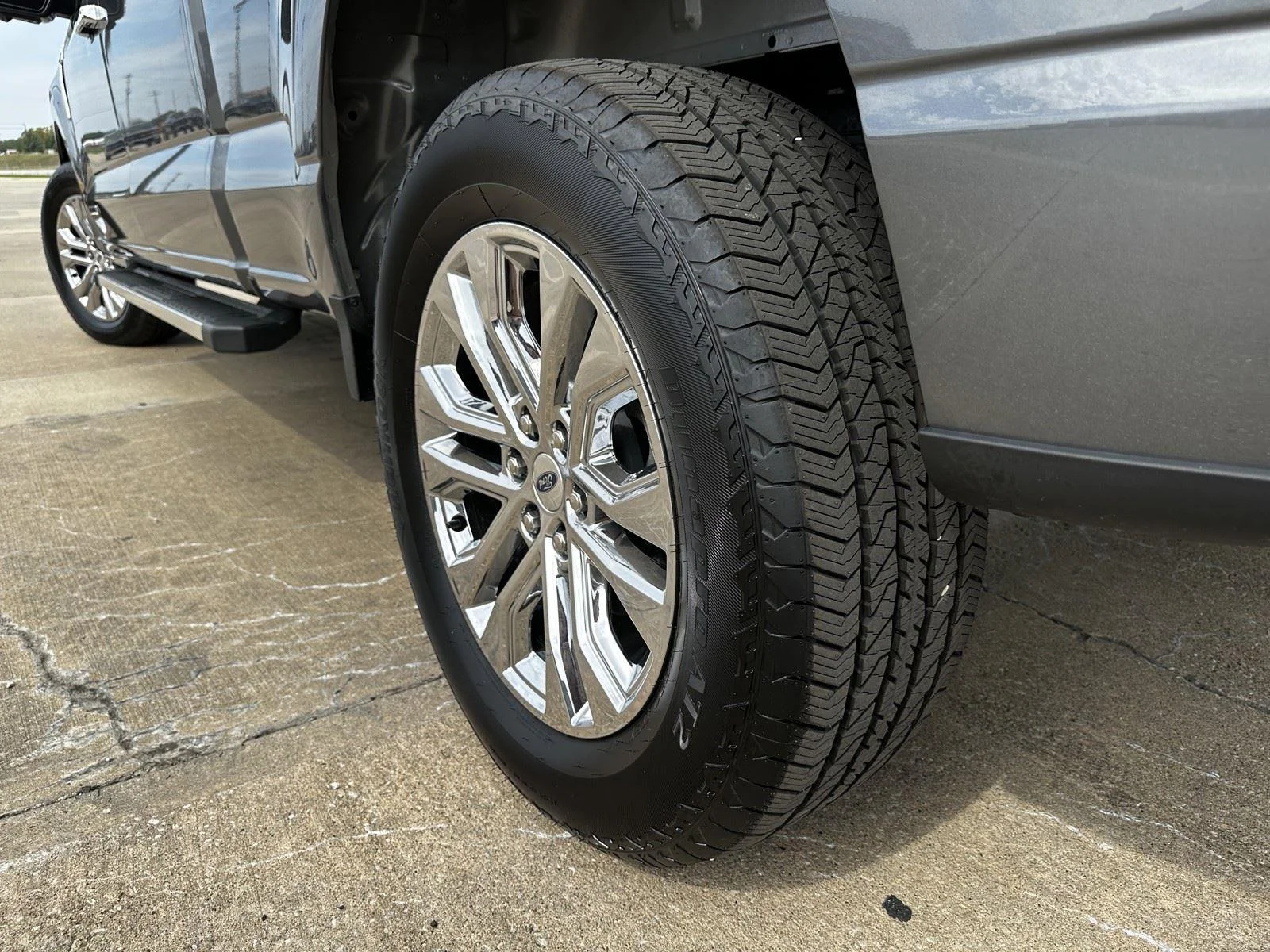 2025 Ford F-150 Lariat - Photo 6