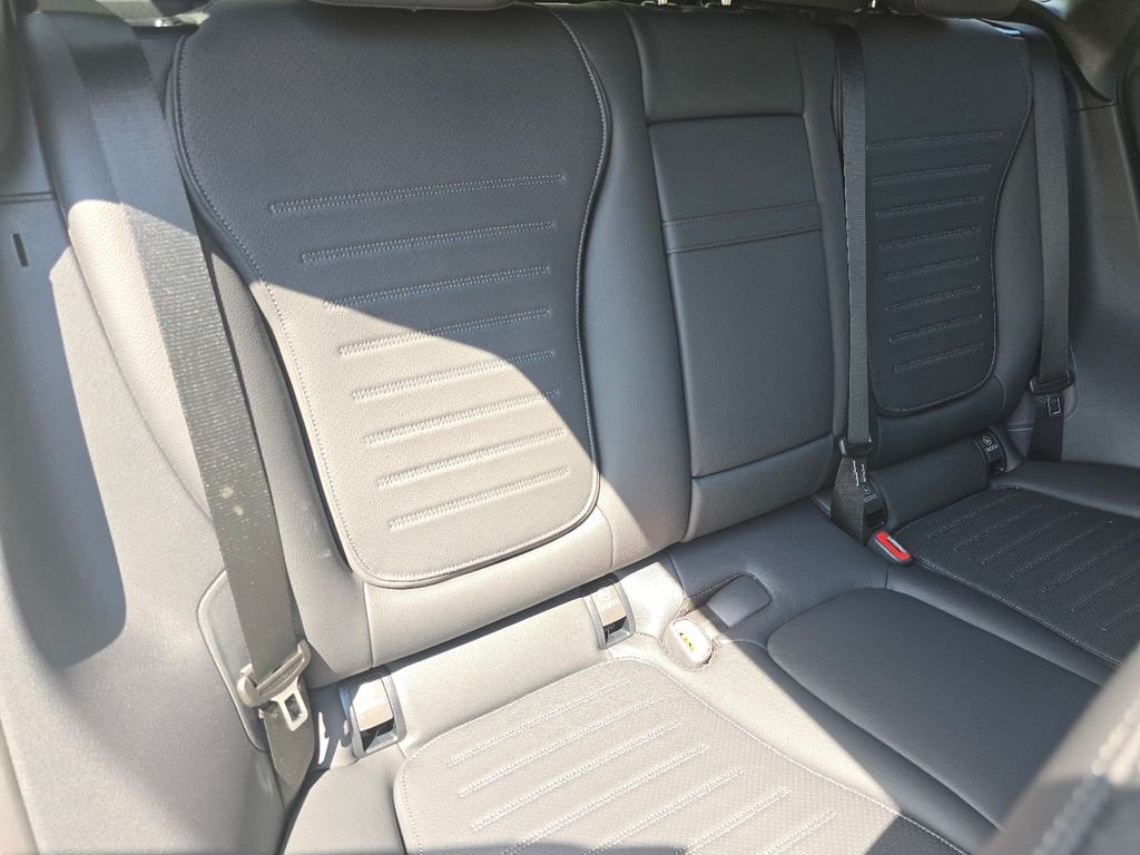 New 2026 MANUFAKTUR Alpine Grey Mercedes-Benz GLC 300 image 21
