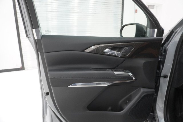 2027 Chevrolet Traverse Z71 - Photo 14