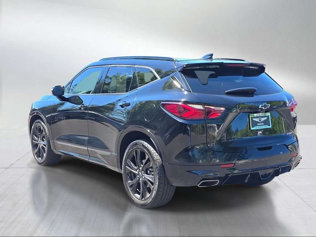 Used 2020 Black Chevrolet RS image 5