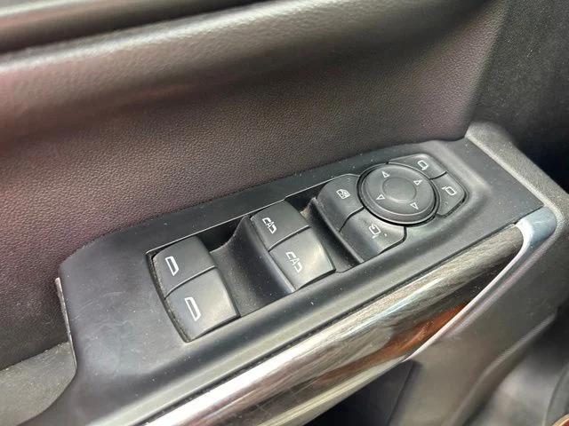 Used 2019 Black Chevrolet LTZ image 17