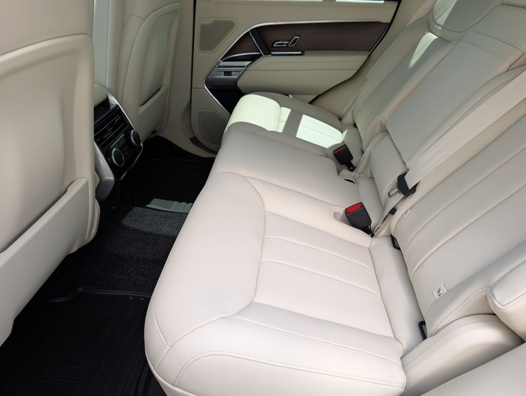 New 2026 Varesine Blue Land Rover SE image 20