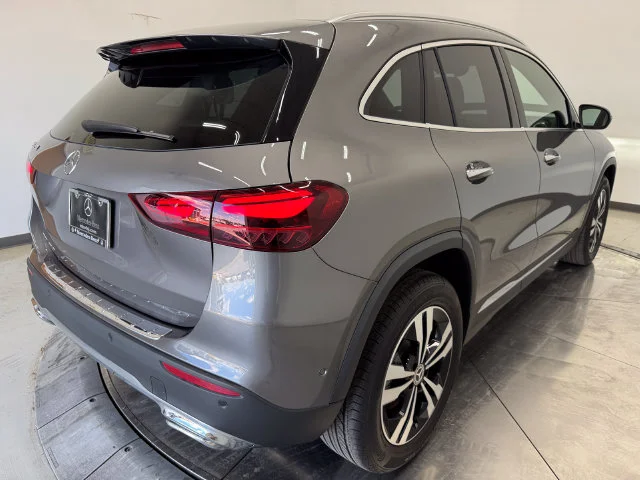 Certified Used 2026 Mountain Gray Metallic Mercedes-Benz GLA 250 image 32
