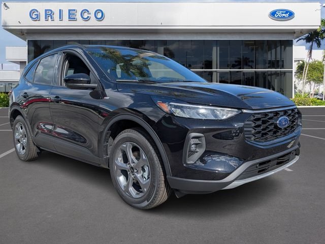 2026 Ford Escape Hybrid