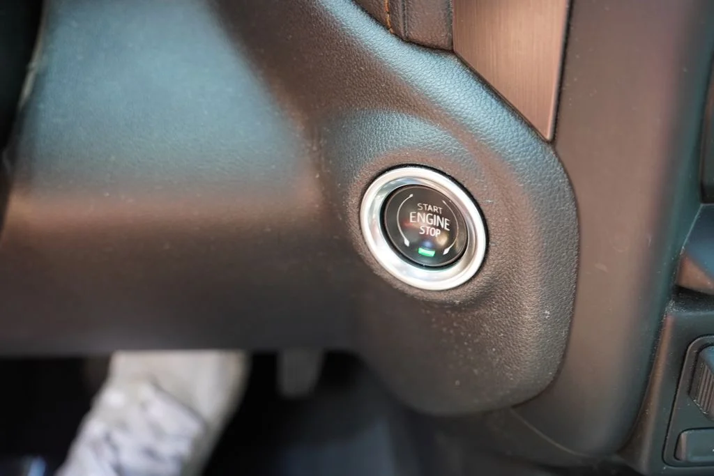 Used 2020 Onyx Black GMC AT4 image 37