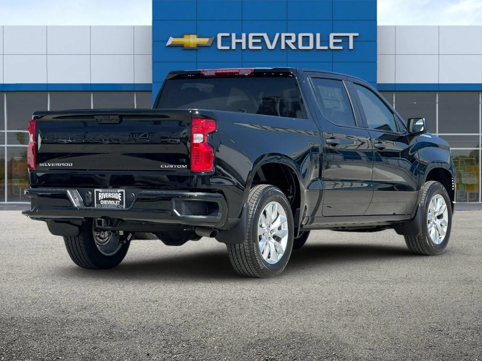 2026 Chevrolet Silverado 1500 Custom - Photo 4
