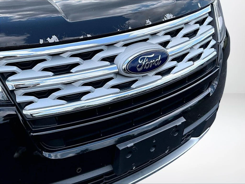 Used 2019 Black Ford XLT image 27