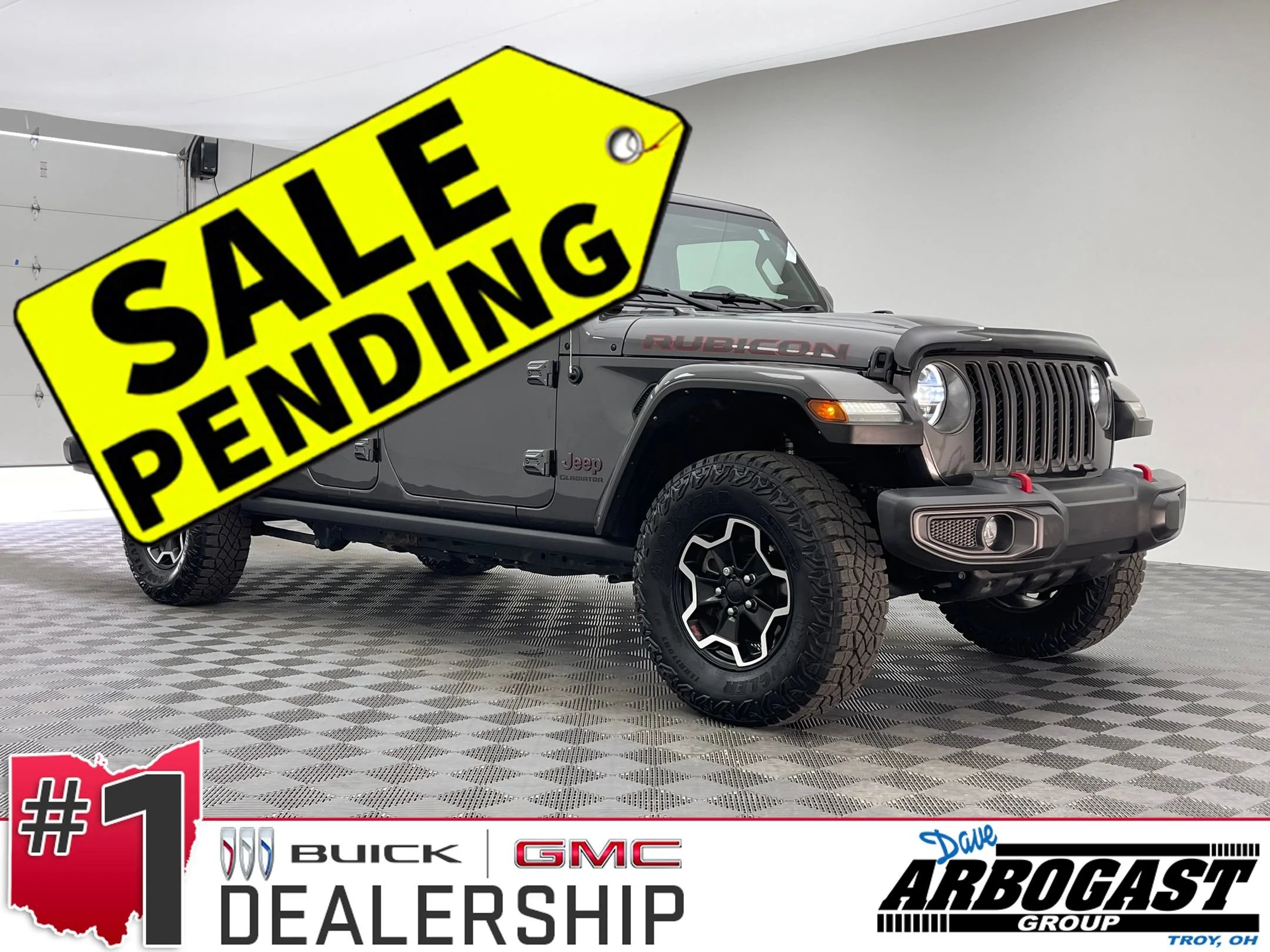Used 2021  Jeep Rubicon image 1