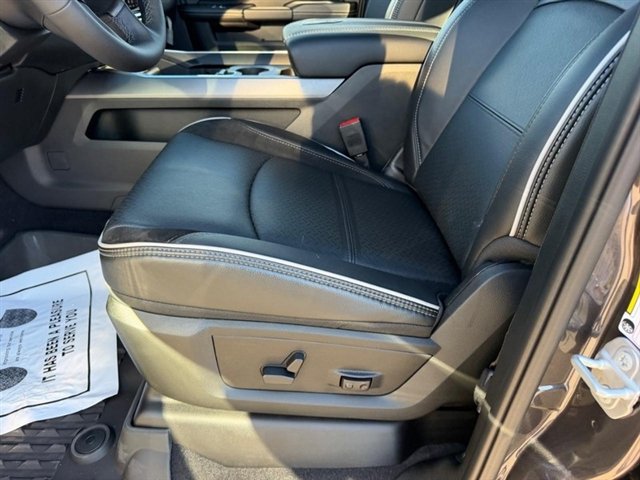 New 2027 Granite Crystal Metallic Clear-Coat Exterior Paint RAM Laramie image 19
