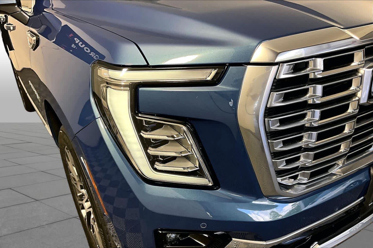 Used 2025 Downpour Metallic GMC Denali image 26