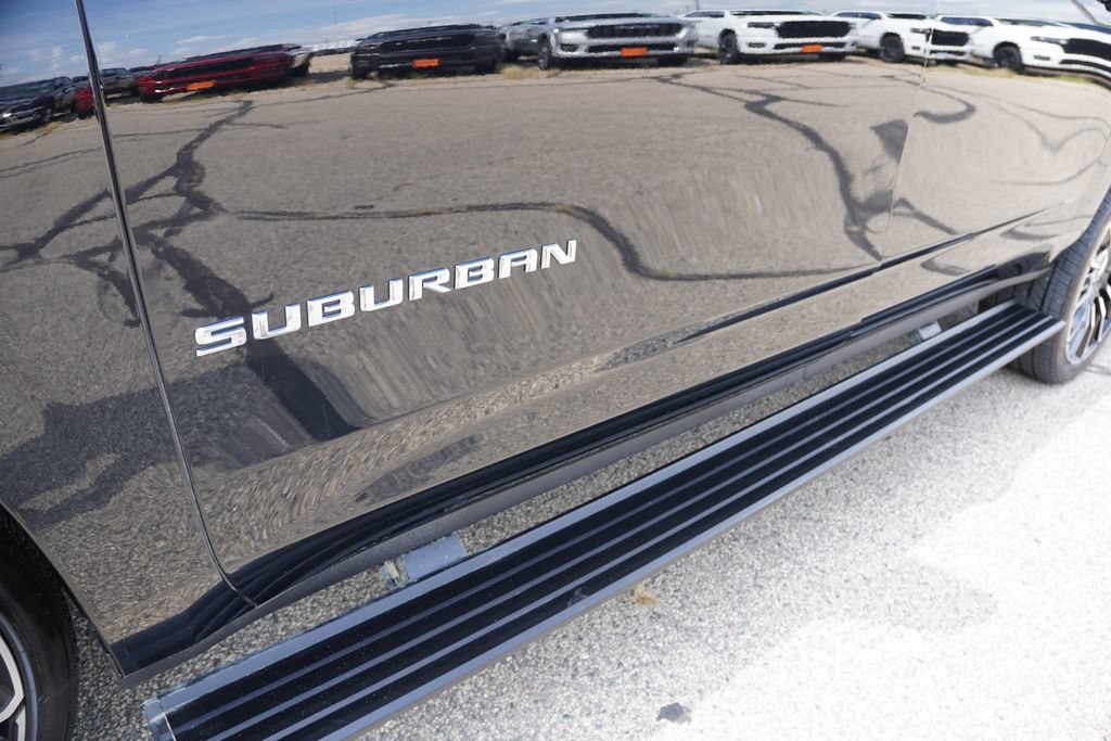 2026 Chevrolet Suburban High Country - Photo 14