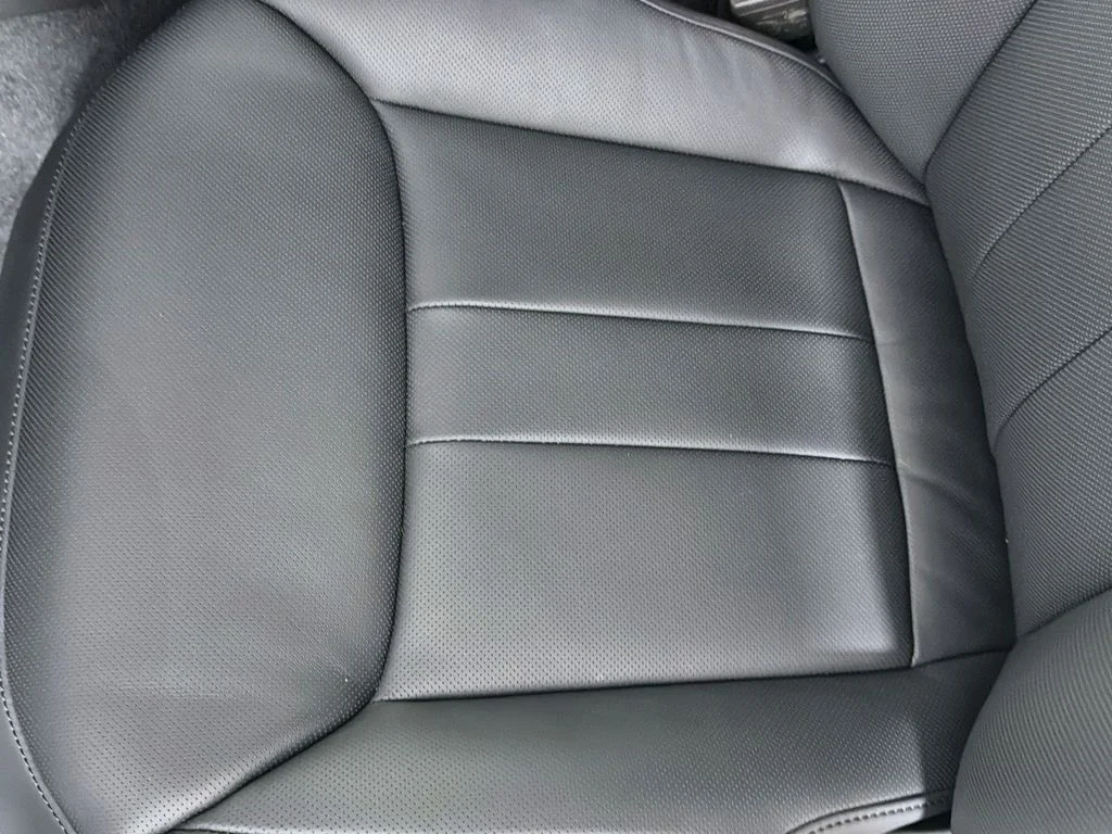 New 2026 Carpathian Grey Land Rover Dynamic SE image 20