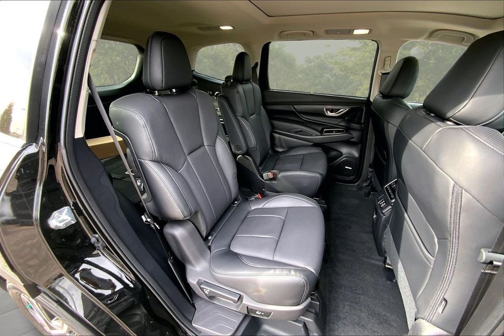 2026 Subaru Ascent Limited - Photo 10
