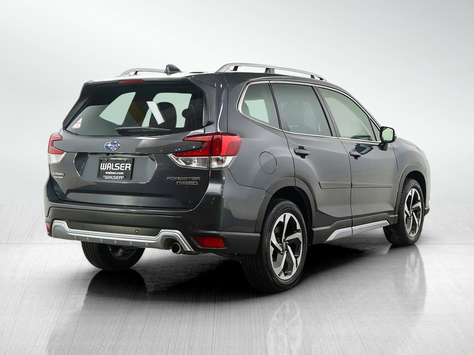 Used 2023 Magnetite Gray Metallic Subaru Touring image 5