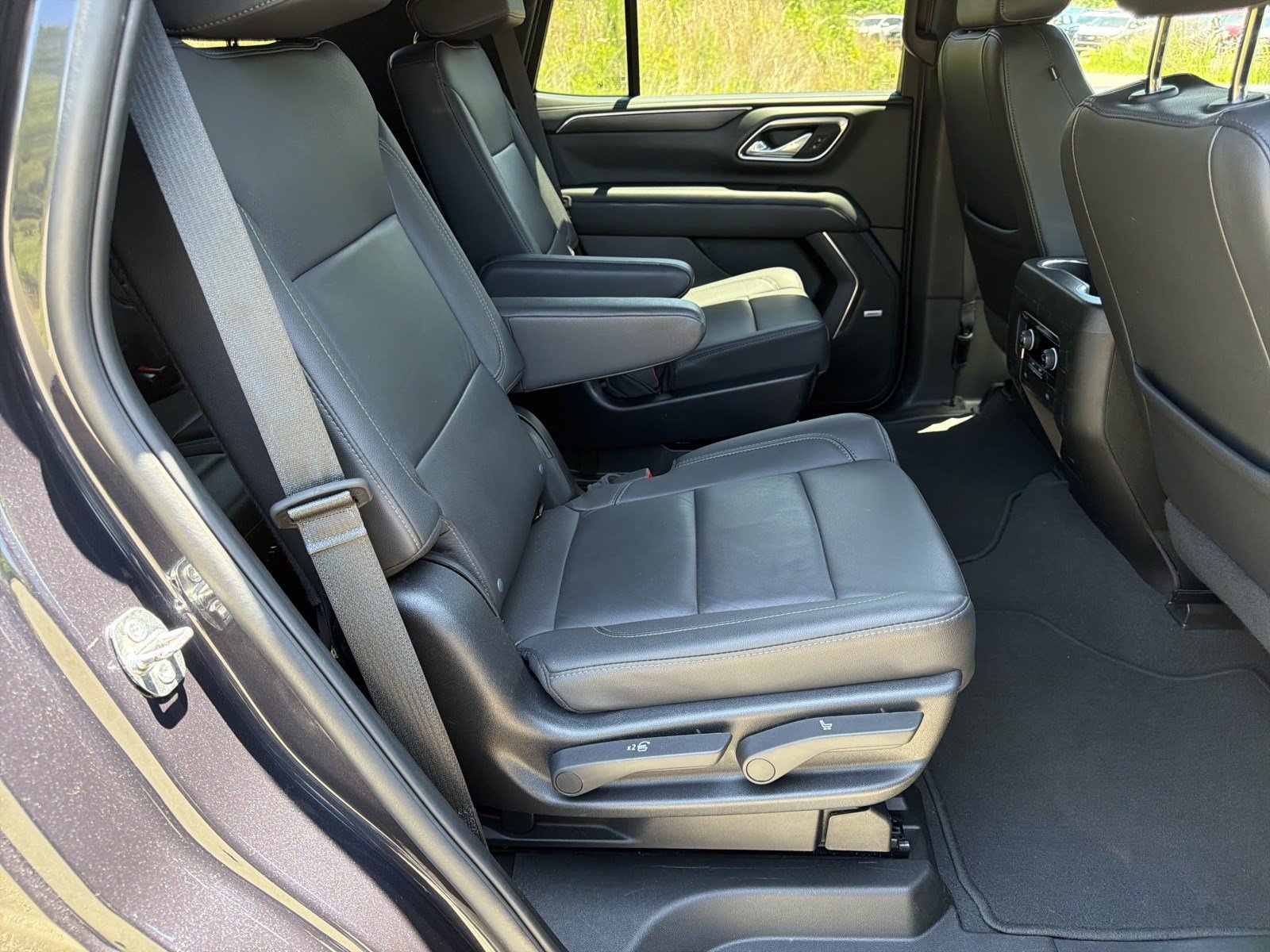 Used 2024 Dark Ash Metallic Chevrolet LT image 15