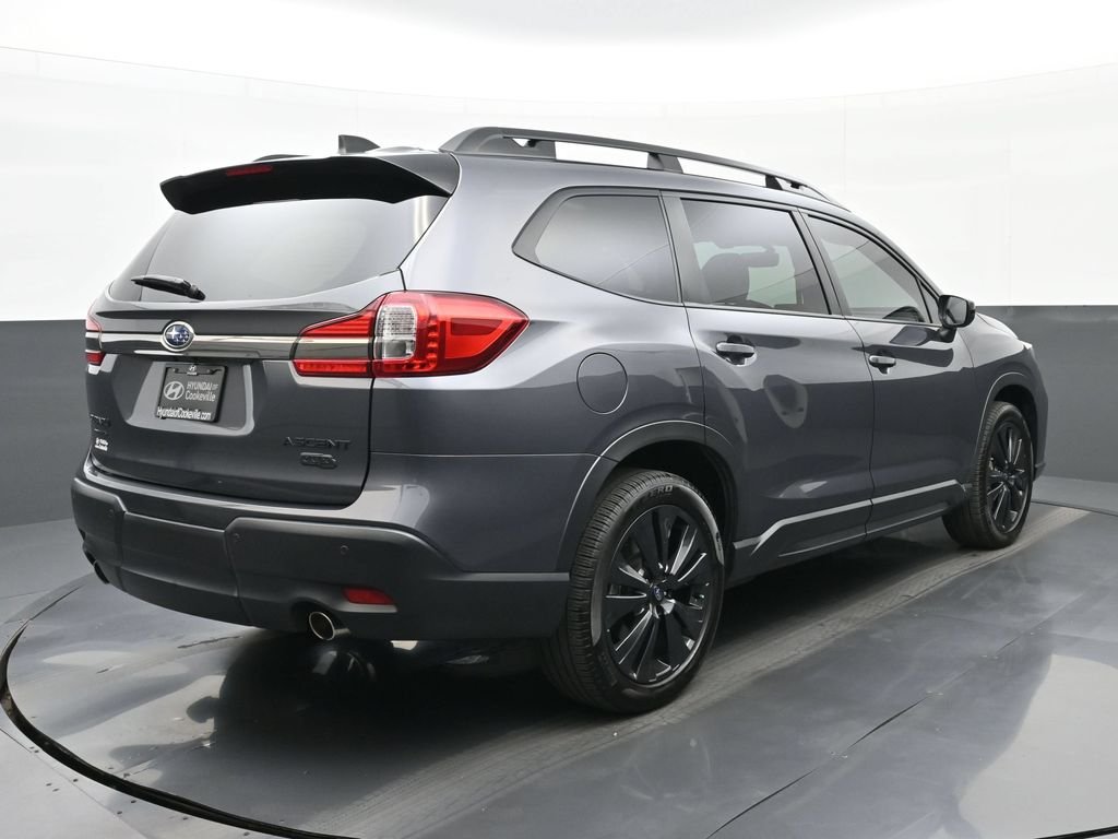 Used 2022 Gray Subaru Onyx Edition image 3