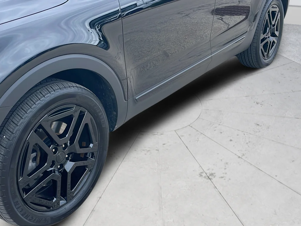 Certified Used 2025 Black Kia SX-Prestige X-Line image 42