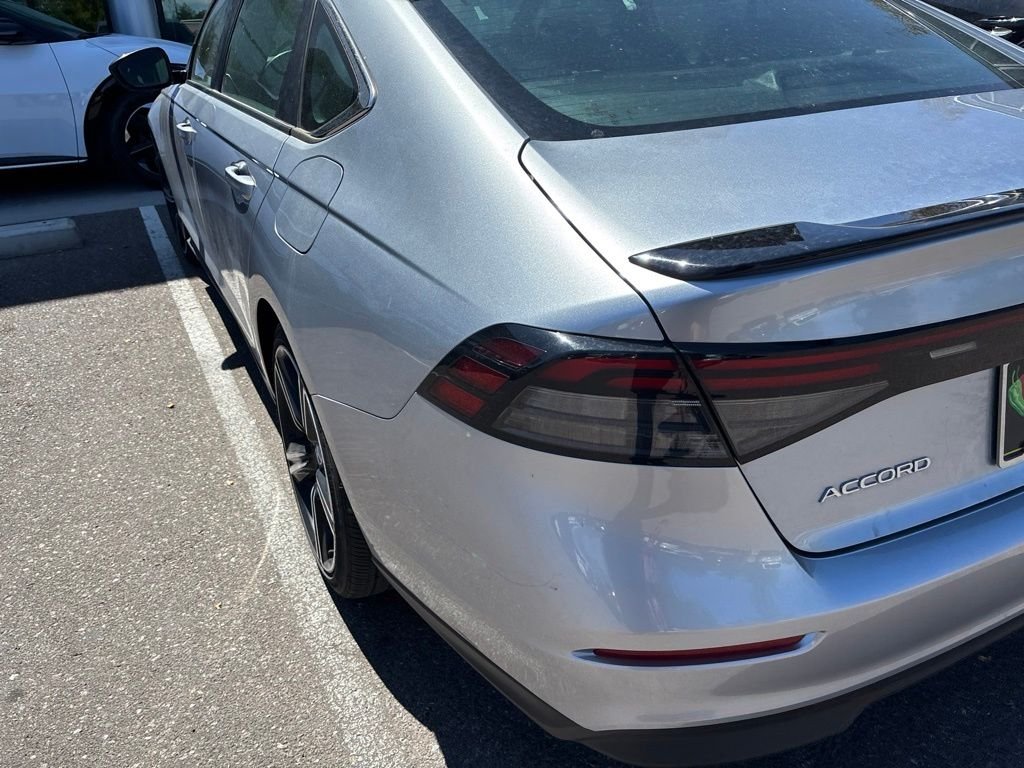 Used 2025  Honda Sport image 19
