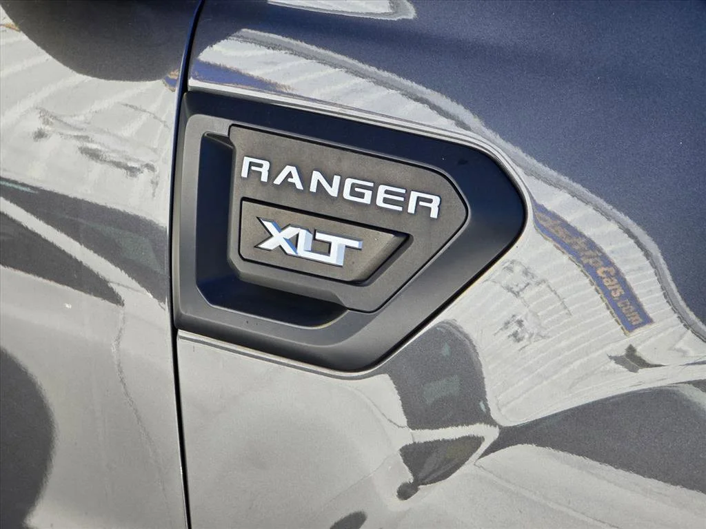 Used 2020 Gray Ford XLT image 16