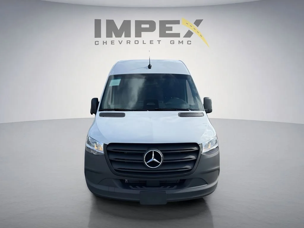 Used 2025 White Mercedes-Benz  image 8