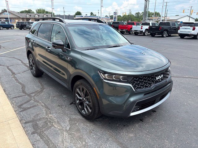 Used 2022 Green Kia X-Line SX Prestige image 9