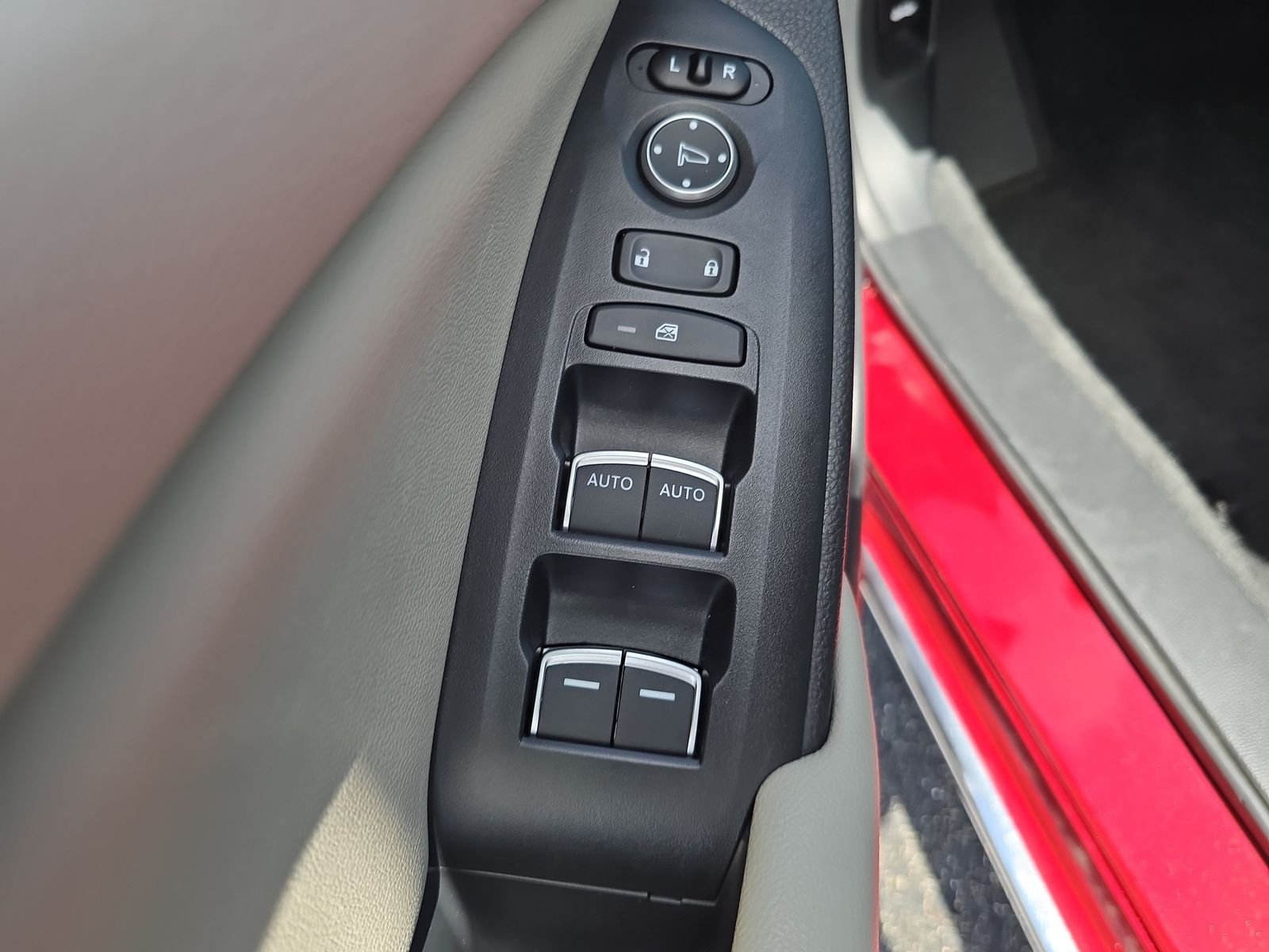 Used 2020 Red Honda EX image 14
