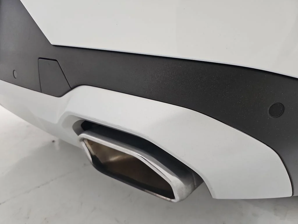 Used 2023 Alpine White BMW xDrive30i image 50
