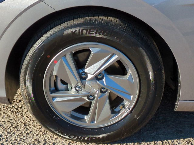 Used 2026 Silver Hyundai SE image 11