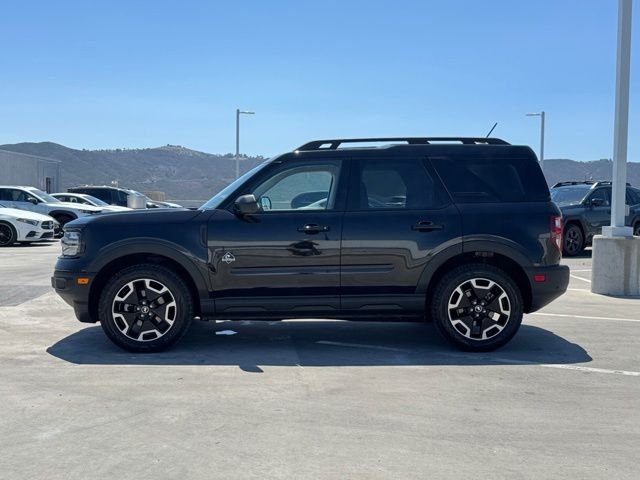 Used 2022 Shadow Black Ford Outer Banks image 7