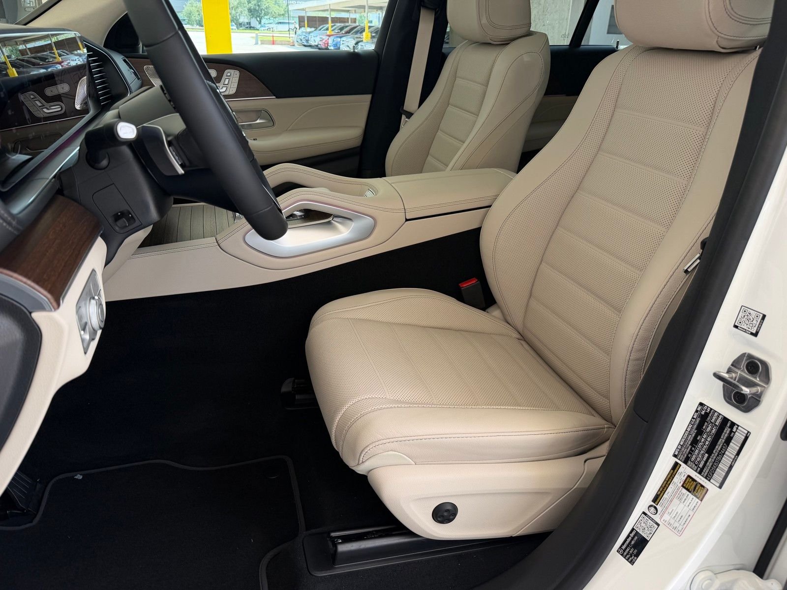 New 2026 Polar White Mercedes-Benz GLE 450 image 14