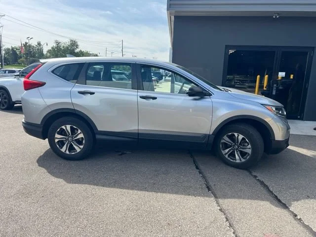 Used 2017 Lunar Silver Metallic Honda LX image 2